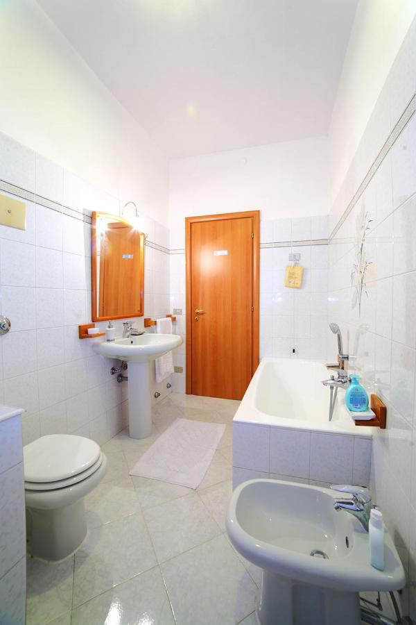 B&B Pontevecchio Брембате Екстериор снимка